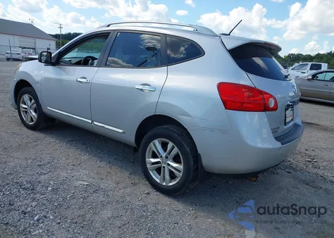 2015 Nissan Rogue Select S из США, поврежденный, VIN JN8AS5MV6FW766262